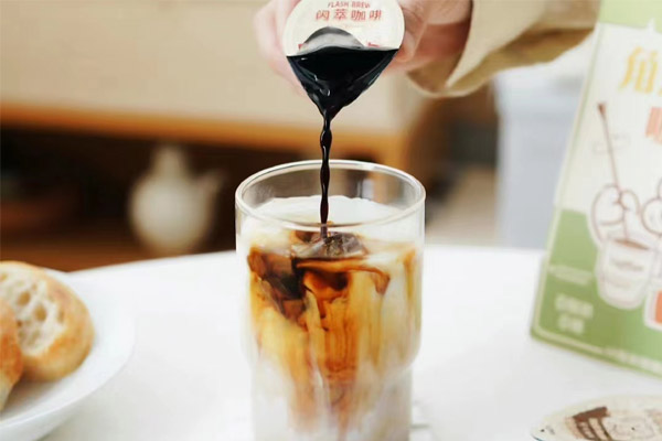 咖啡液品类崛起销量翻17倍，会改变咖啡馆生意吗？
