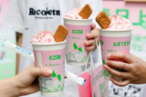 粉色奶茶在广州“炸街”，为何有品牌一出手就是王炸？