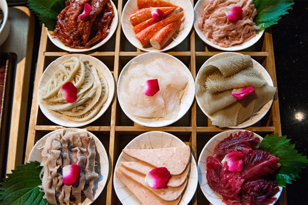 火锅菜品趋势报告：今冬最流行这6种菜！