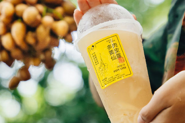 黄皮仙露、霸气玉油柑，茶饮品牌凭小众水果“出圈”