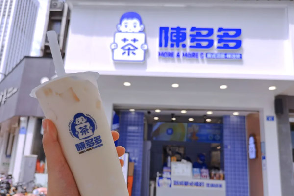 陈多多“豆腐奶茶”，招牌产品月售20多万杯